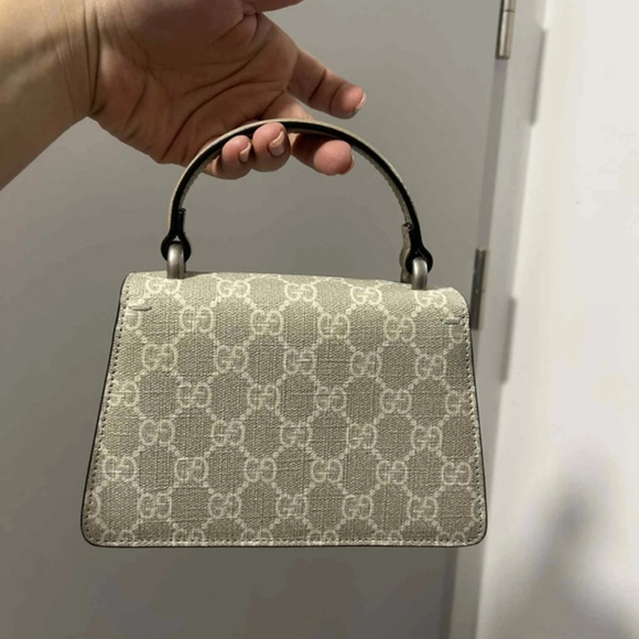 Gucci Cream Mini Bag with Antique Silver Closure - Picture 6 of 7